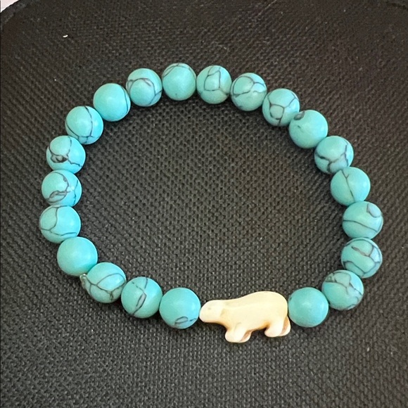 Jewelry - Turquoise colored Beaded Bracelet with Bear Charm
